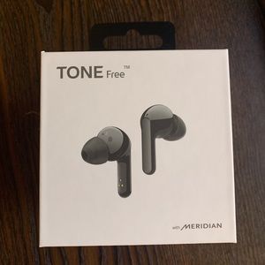LG Tone free wireless air pods! 💯🌻💯